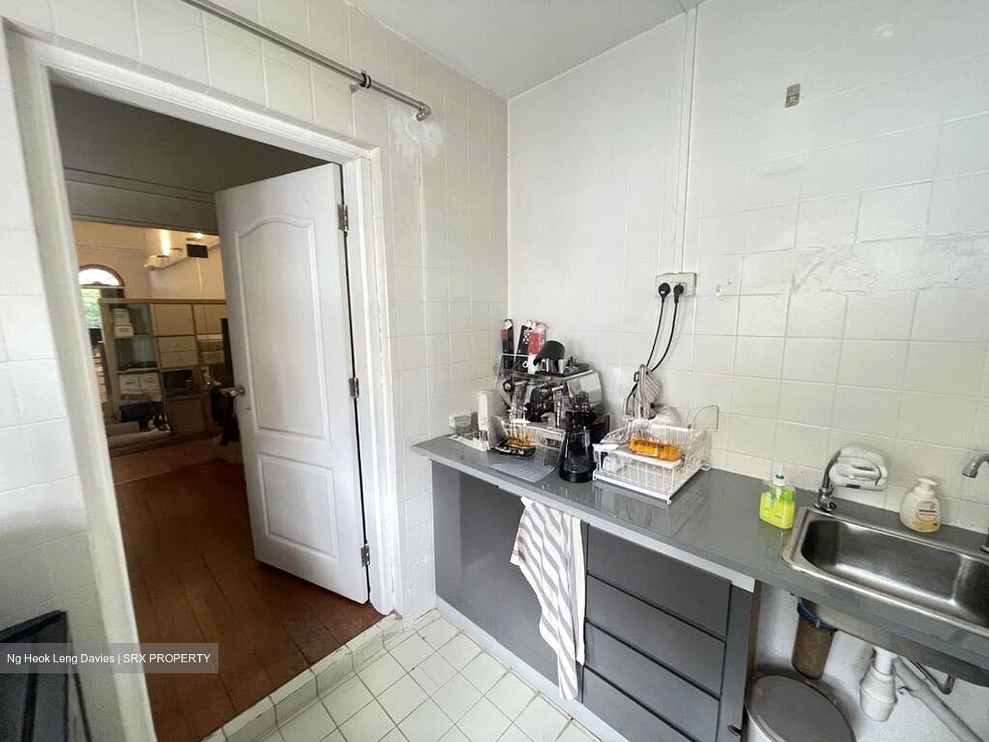 Sago Street (D1), Office #512807531
